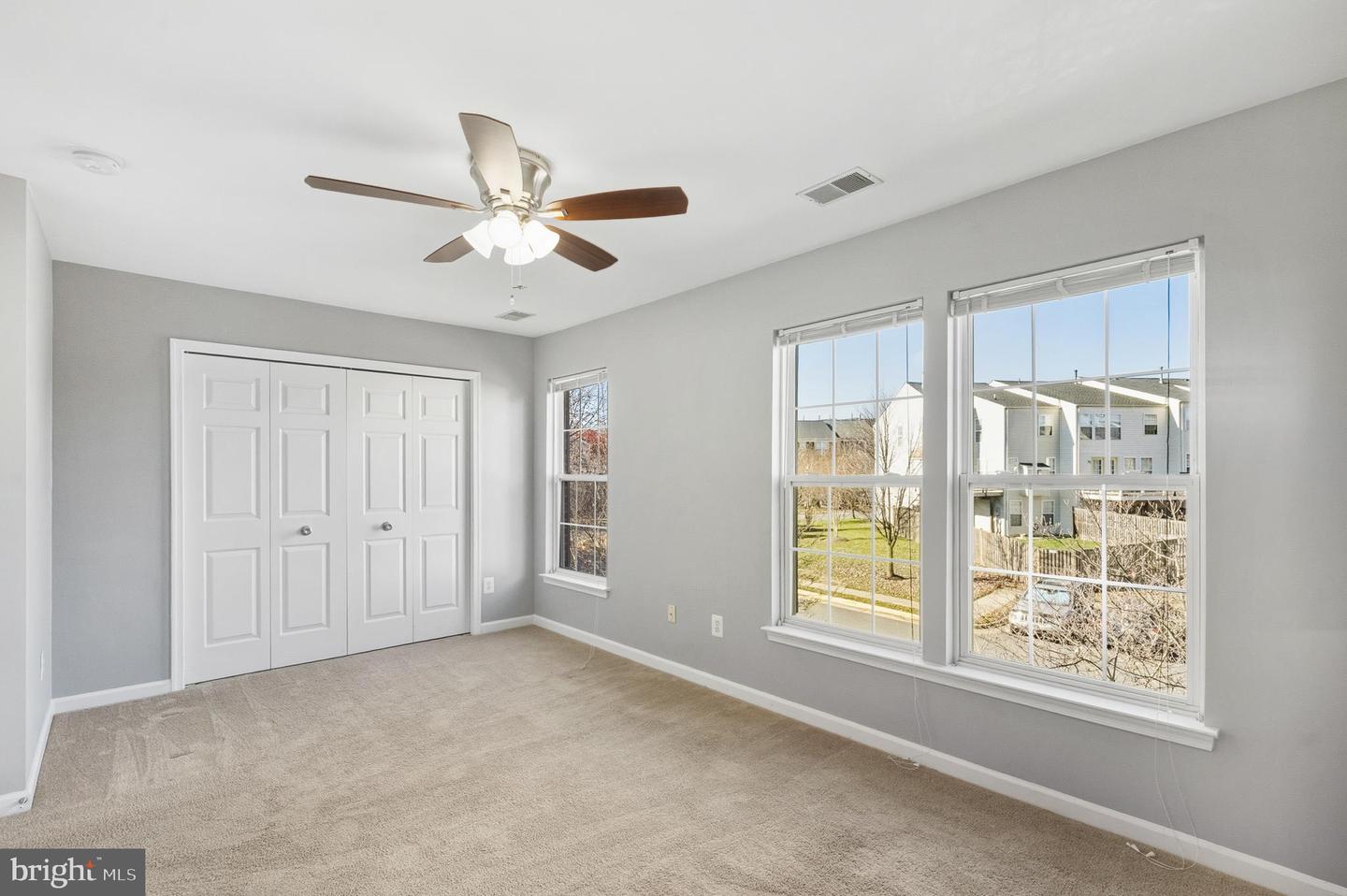 134 SHIRLEY SQ SE, LEESBURG, Virginia 20175, 3 Bedrooms Bedrooms, ,3 BathroomsBathrooms,Residential,For sale,134 SHIRLEY SQ SE,VALO2110484 MLS # VALO2110484