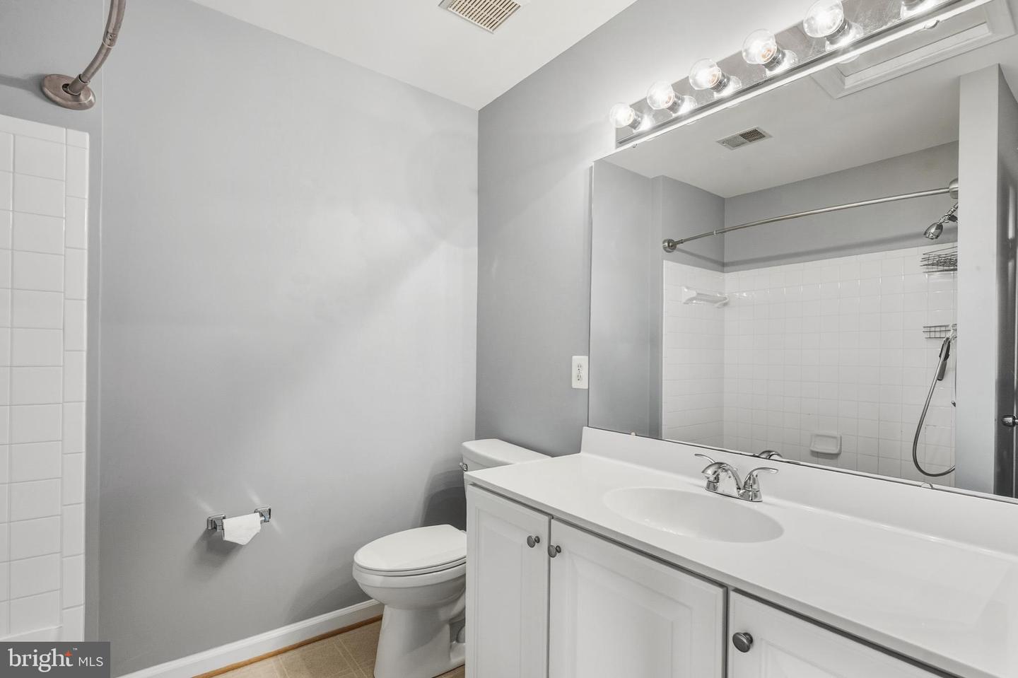 134 SHIRLEY SQ SE, LEESBURG, Virginia 20175, 3 Bedrooms Bedrooms, ,3 BathroomsBathrooms,Residential,For sale,134 SHIRLEY SQ SE,VALO2110484 MLS # VALO2110484