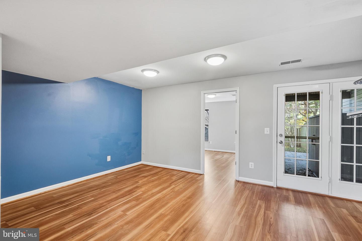 134 SHIRLEY SQ SE, LEESBURG, Virginia 20175, 3 Bedrooms Bedrooms, ,3 BathroomsBathrooms,Residential,For sale,134 SHIRLEY SQ SE,VALO2110484 MLS # VALO2110484