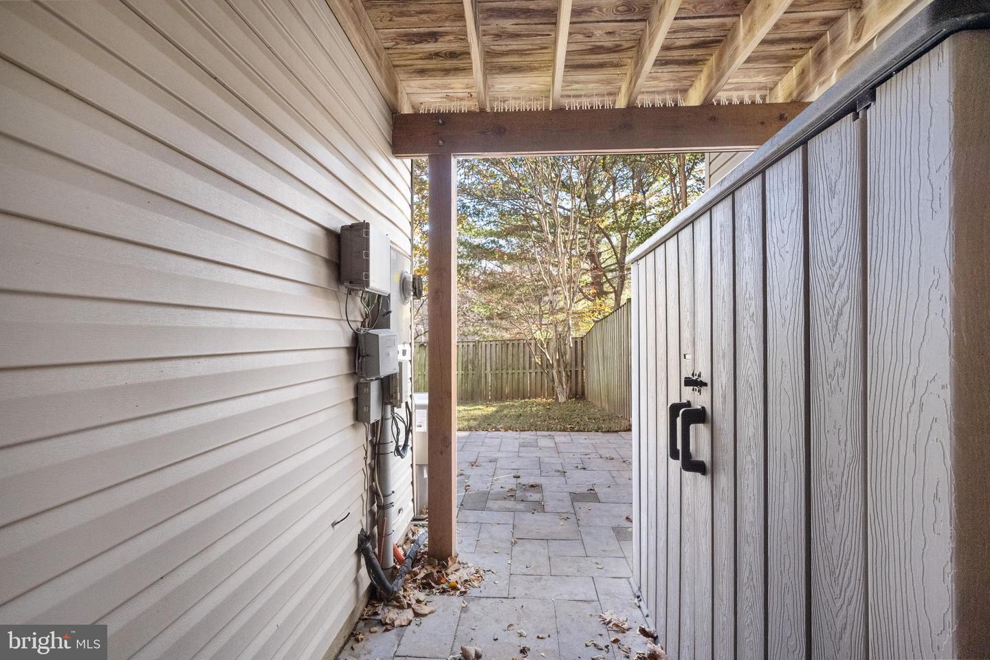 134 SHIRLEY SQ SE, LEESBURG, Virginia 20175, 3 Bedrooms Bedrooms, ,3 BathroomsBathrooms,Residential,For sale,134 SHIRLEY SQ SE,VALO2110484 MLS # VALO2110484