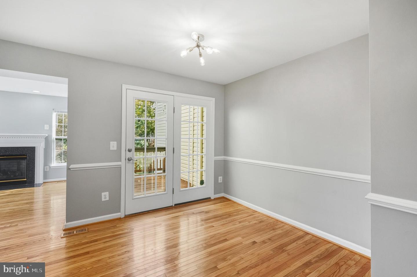 134 SHIRLEY SQ SE, LEESBURG, Virginia 20175, 3 Bedrooms Bedrooms, ,3 BathroomsBathrooms,Residential,For sale,134 SHIRLEY SQ SE,VALO2110484 MLS # VALO2110484