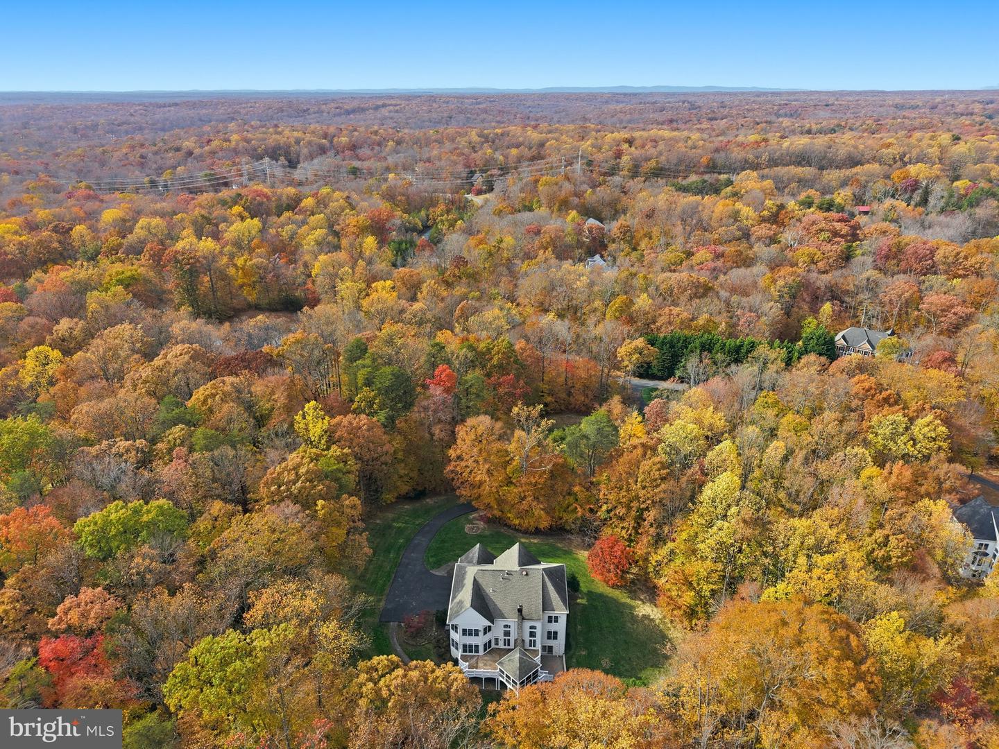 9712 THORN BUSH DR, FAIRFAX STATION, Virginia 22039, 5 Bedrooms Bedrooms, ,4 BathroomsBathrooms,Residential,For sale,9712 THORN BUSH DR,VAFX2277632 MLS # VAFX2277632