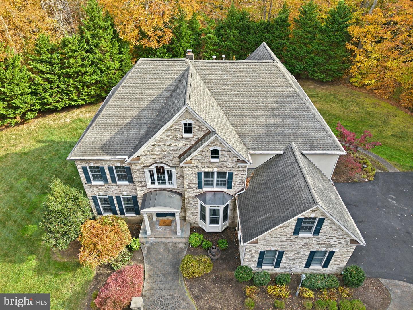 9712 THORN BUSH DR, FAIRFAX STATION, Virginia 22039, 5 Bedrooms Bedrooms, ,4 BathroomsBathrooms,Residential,For sale,9712 THORN BUSH DR,VAFX2277632 MLS # VAFX2277632