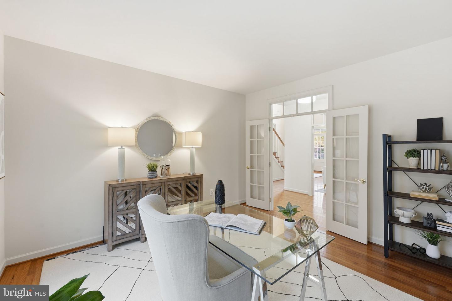 9712 THORN BUSH DR, FAIRFAX STATION, Virginia 22039, 5 Bedrooms Bedrooms, ,4 BathroomsBathrooms,Residential,For sale,9712 THORN BUSH DR,VAFX2277632 MLS # VAFX2277632