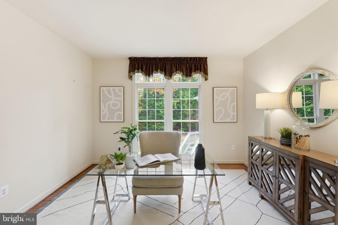 9712 THORN BUSH DR, FAIRFAX STATION, Virginia 22039, 5 Bedrooms Bedrooms, ,4 BathroomsBathrooms,Residential,For sale,9712 THORN BUSH DR,VAFX2277632 MLS # VAFX2277632