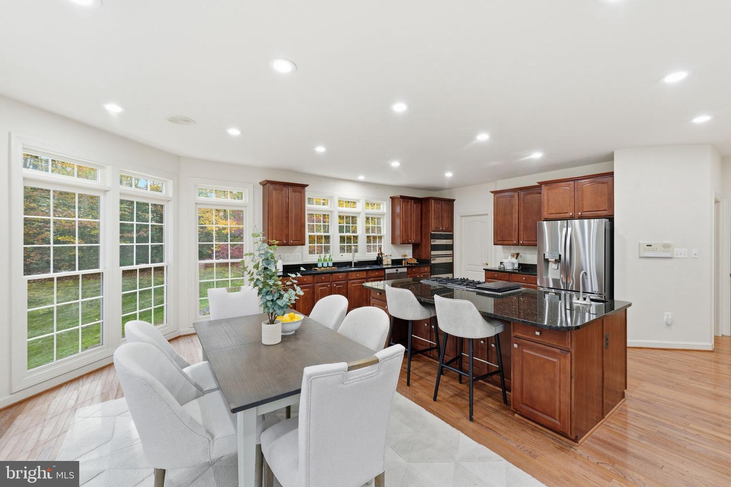 9712 THORN BUSH DR, FAIRFAX STATION, Virginia 22039, 5 Bedrooms Bedrooms, ,4 BathroomsBathrooms,Residential,For sale,9712 THORN BUSH DR,VAFX2277632 MLS # VAFX2277632