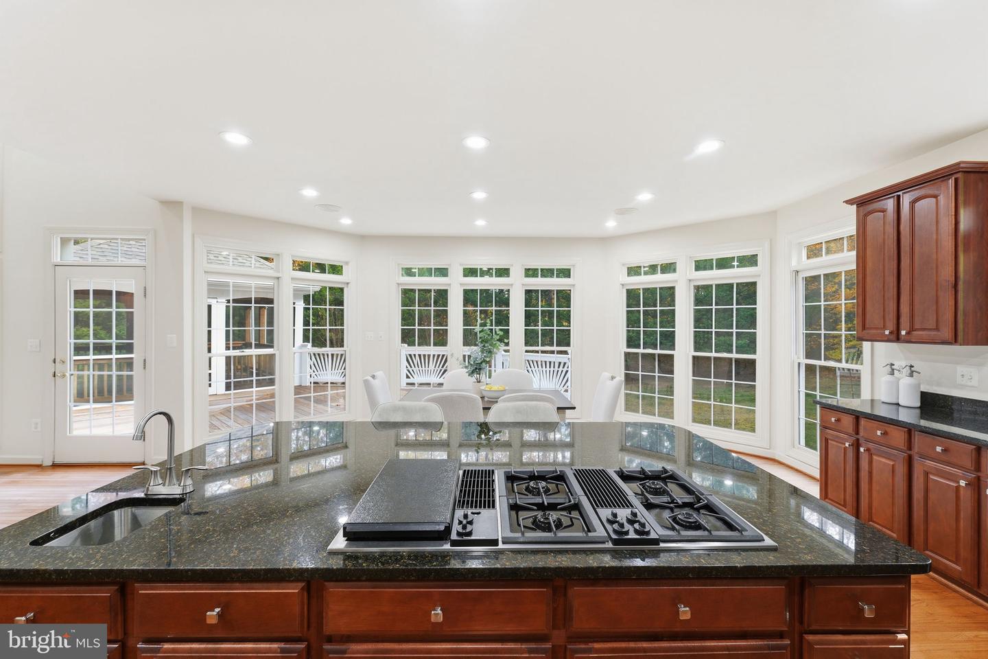 9712 THORN BUSH DR, FAIRFAX STATION, Virginia 22039, 5 Bedrooms Bedrooms, ,4 BathroomsBathrooms,Residential,For sale,9712 THORN BUSH DR,VAFX2277632 MLS # VAFX2277632