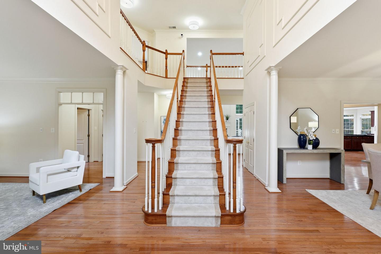 9712 THORN BUSH DR, FAIRFAX STATION, Virginia 22039, 5 Bedrooms Bedrooms, ,4 BathroomsBathrooms,Residential,For sale,9712 THORN BUSH DR,VAFX2277632 MLS # VAFX2277632