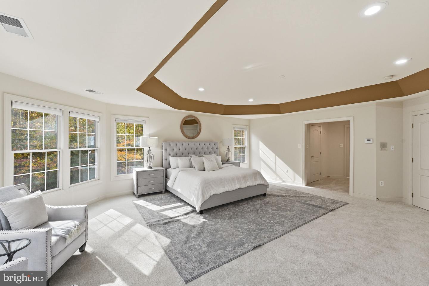 9712 THORN BUSH DR, FAIRFAX STATION, Virginia 22039, 5 Bedrooms Bedrooms, ,4 BathroomsBathrooms,Residential,For sale,9712 THORN BUSH DR,VAFX2277632 MLS # VAFX2277632