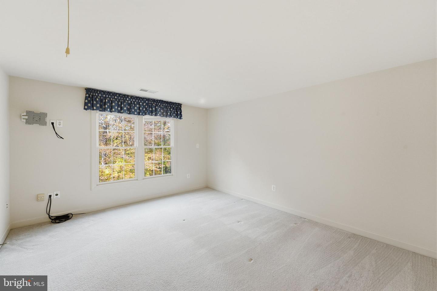 9712 THORN BUSH DR, FAIRFAX STATION, Virginia 22039, 5 Bedrooms Bedrooms, ,4 BathroomsBathrooms,Residential,For sale,9712 THORN BUSH DR,VAFX2277632 MLS # VAFX2277632