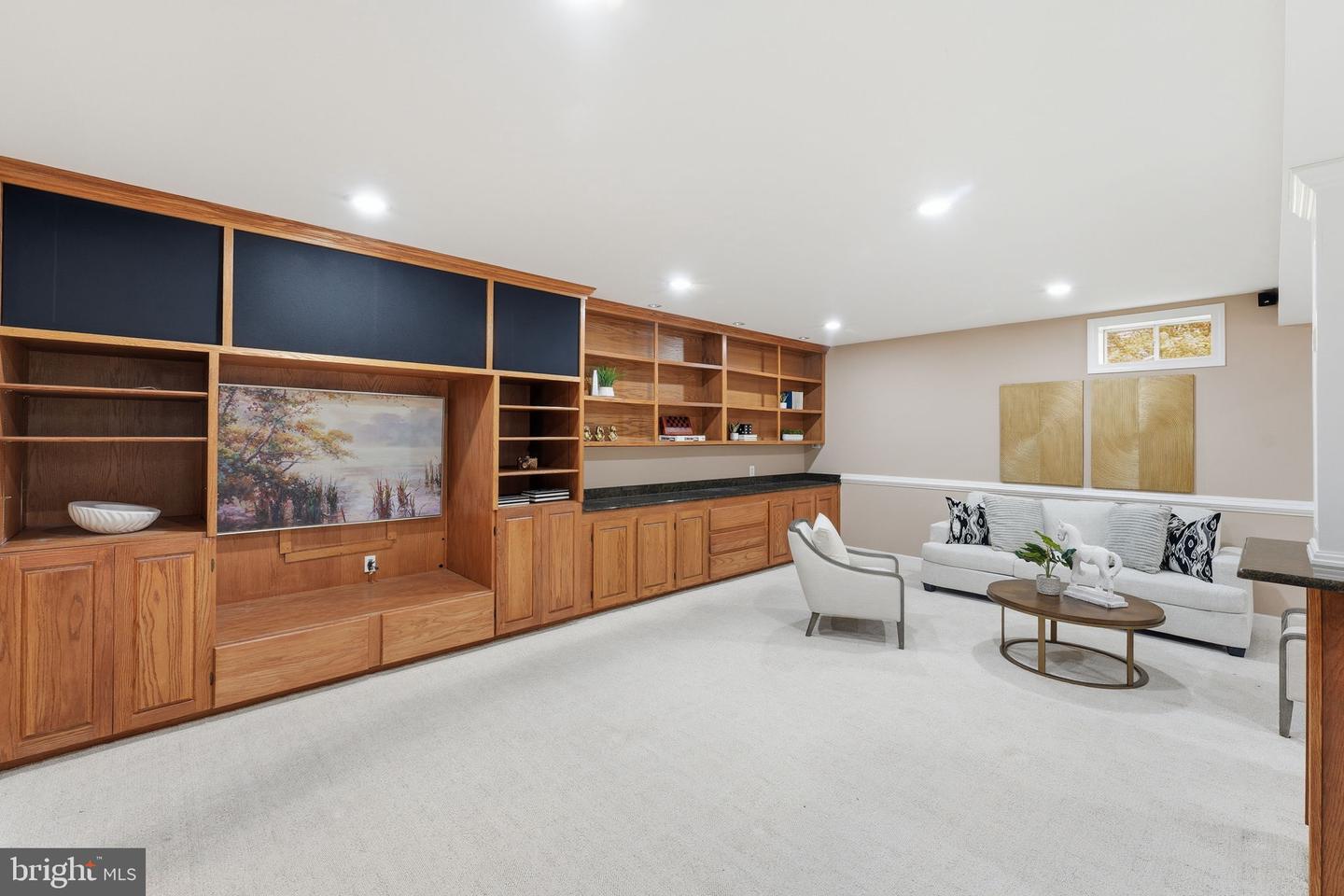 9712 THORN BUSH DR, FAIRFAX STATION, Virginia 22039, 5 Bedrooms Bedrooms, ,4 BathroomsBathrooms,Residential,For sale,9712 THORN BUSH DR,VAFX2277632 MLS # VAFX2277632