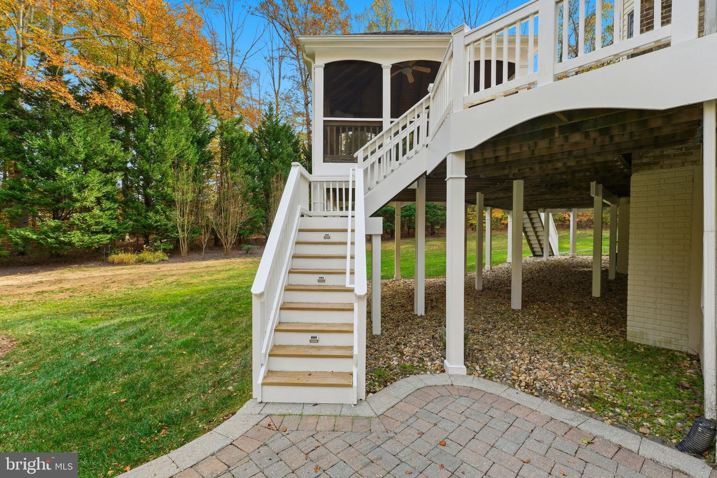 9712 THORN BUSH DR, FAIRFAX STATION, Virginia 22039, 5 Bedrooms Bedrooms, ,4 BathroomsBathrooms,Residential,For sale,9712 THORN BUSH DR,VAFX2277632 MLS # VAFX2277632