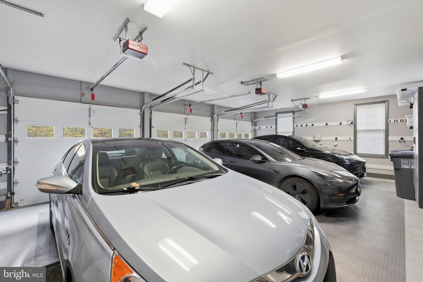 9712 THORN BUSH DR, FAIRFAX STATION, Virginia 22039, 5 Bedrooms Bedrooms, ,4 BathroomsBathrooms,Residential,For sale,9712 THORN BUSH DR,VAFX2277632 MLS # VAFX2277632