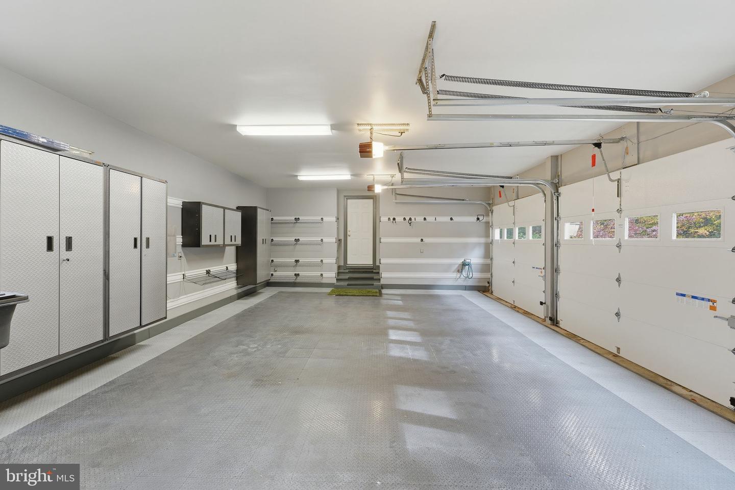 9712 THORN BUSH DR, FAIRFAX STATION, Virginia 22039, 5 Bedrooms Bedrooms, ,4 BathroomsBathrooms,Residential,For sale,9712 THORN BUSH DR,VAFX2277632 MLS # VAFX2277632