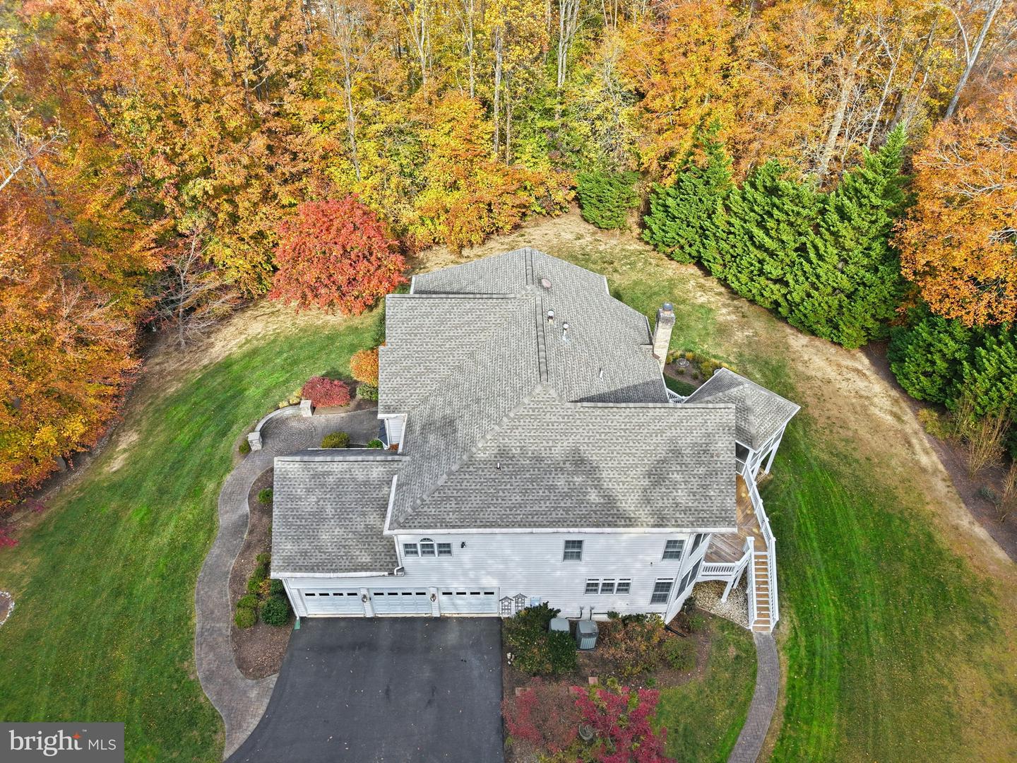 9712 THORN BUSH DR, FAIRFAX STATION, Virginia 22039, 5 Bedrooms Bedrooms, ,4 BathroomsBathrooms,Residential,For sale,9712 THORN BUSH DR,VAFX2277632 MLS # VAFX2277632