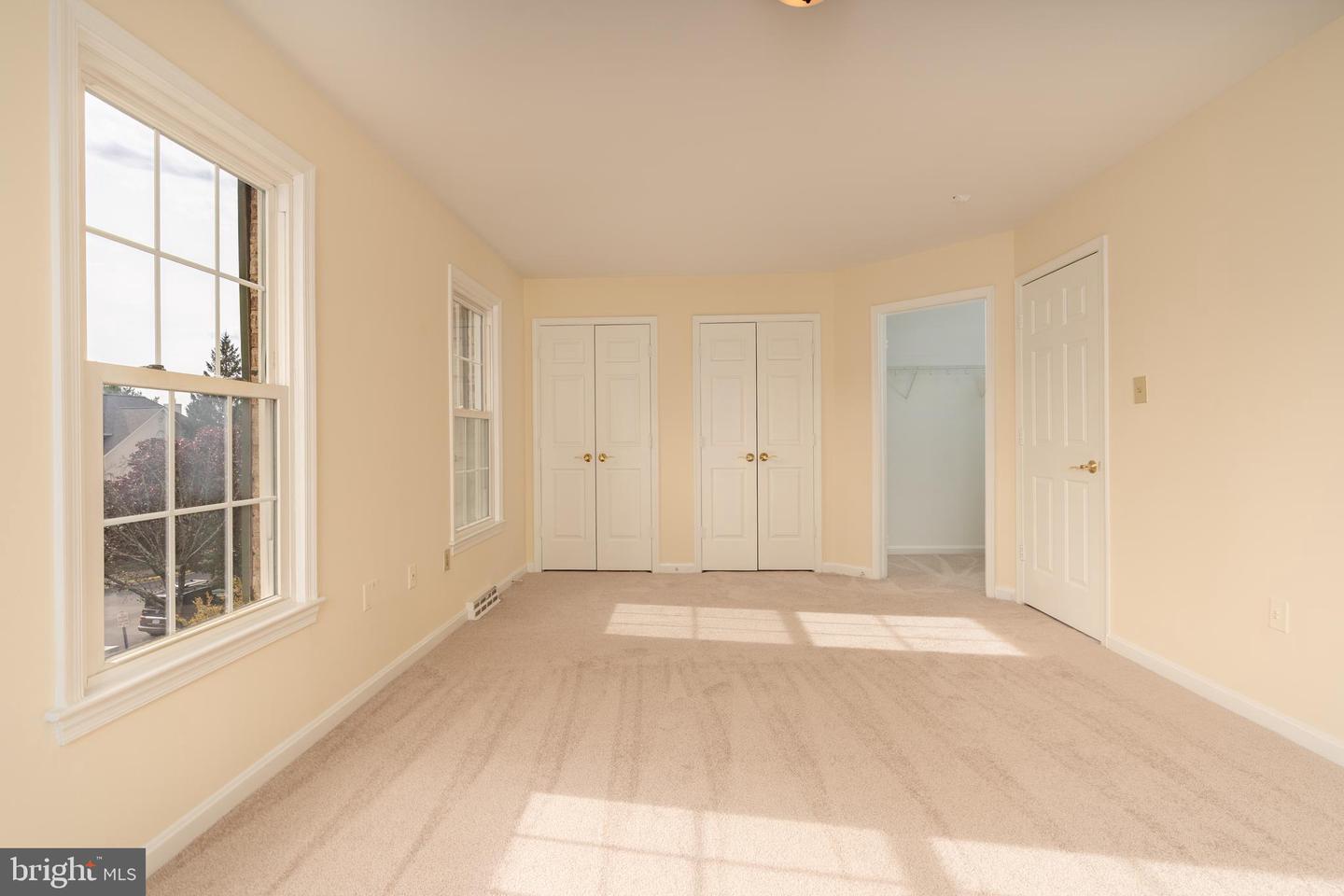 8010 MERRY OAKS LN, VIENNA, Virginia 22182, 3 Bedrooms Bedrooms, ,2 BathroomsBathrooms,Residential,For sale,8010 MERRY OAKS LN,VAFX2277796 MLS # VAFX2277796