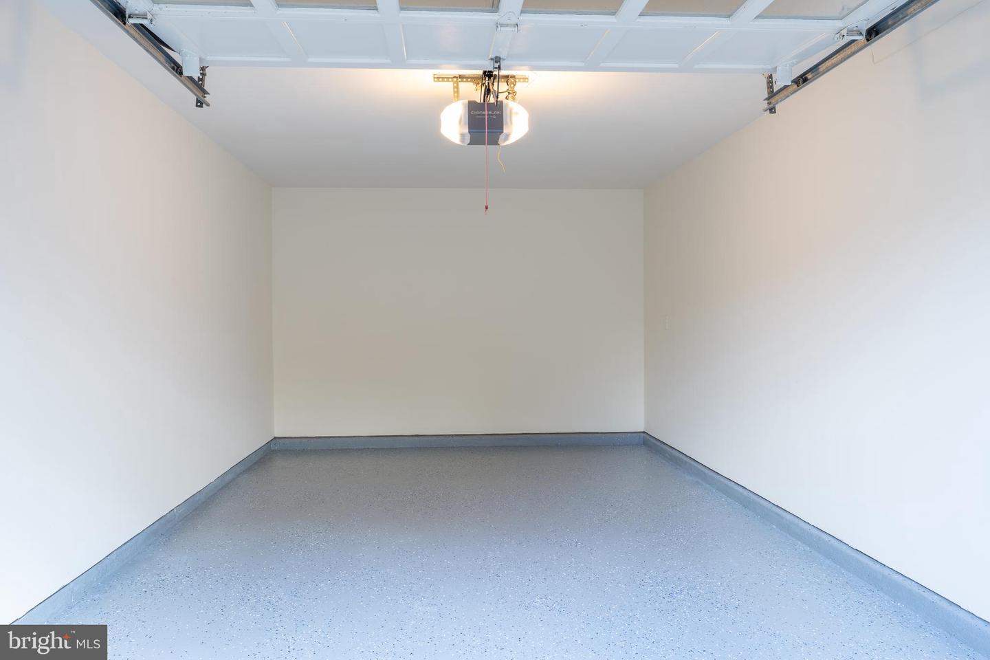 8010 MERRY OAKS LN, VIENNA, Virginia 22182, 3 Bedrooms Bedrooms, ,2 BathroomsBathrooms,Residential,For sale,8010 MERRY OAKS LN,VAFX2277796 MLS # VAFX2277796