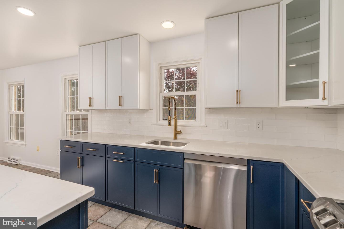 8010 MERRY OAKS LN, VIENNA, Virginia 22182, 3 Bedrooms Bedrooms, ,2 BathroomsBathrooms,Residential,For sale,8010 MERRY OAKS LN,VAFX2277796 MLS # VAFX2277796