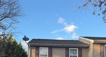 1008 FORBES CT NE, LEESBURG, Virginia 20176, 2 Bedrooms Bedrooms, 5 Rooms Rooms,3 BathroomsBathrooms,Residential,For sale,1008 FORBES CT NE,VALO2110576 MLS # VALO2110576