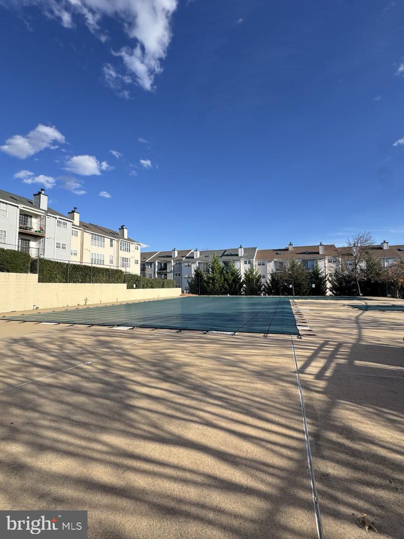 109 FORT EVANS RD SE #B, LEESBURG, Virginia 20175, 1 Bedroom Bedrooms, ,1 BathroomBathrooms,Residential,For sale,109 FORT EVANS RD SE #B,VALO2110660 MLS # VALO2110660