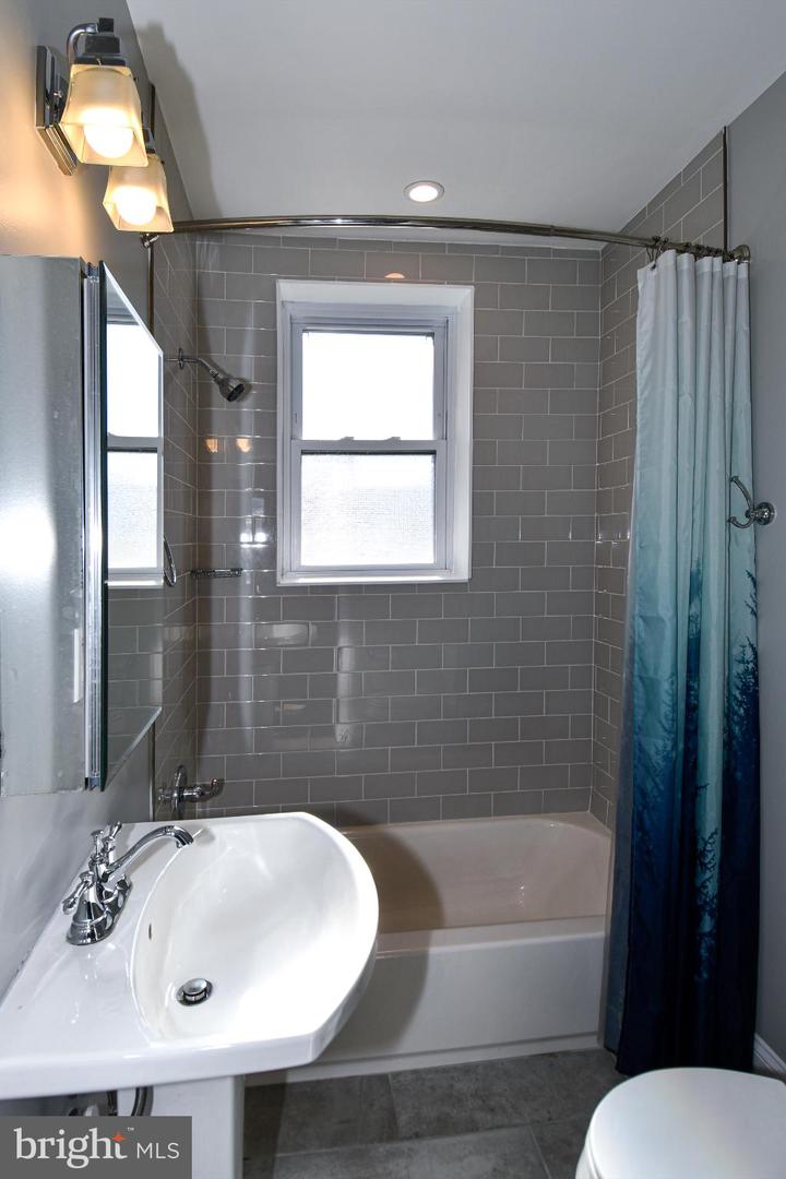 730 ROXBORO PL NW, WASHINGTON, District Of Columbia 20011, 3 Bedrooms Bedrooms, 6 Rooms Rooms,3 BathroomsBathrooms,Residential,For sale,730 ROXBORO PL NW,DCDC2230888 MLS # DCDC2230888