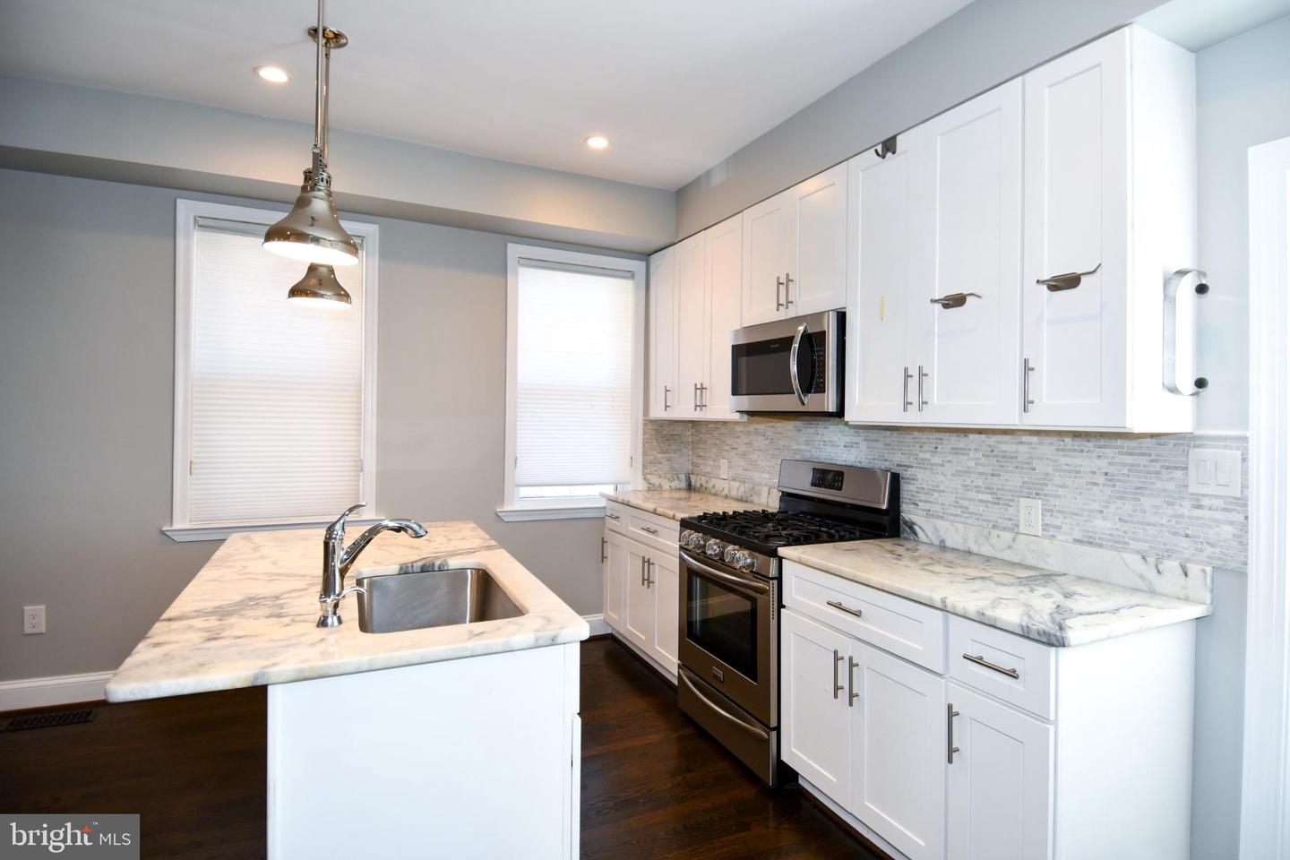 730 ROXBORO PL NW, WASHINGTON, District Of Columbia 20011, 3 Bedrooms Bedrooms, 6 Rooms Rooms,3 BathroomsBathrooms,Residential,For sale,730 ROXBORO PL NW,DCDC2230888 MLS # DCDC2230888