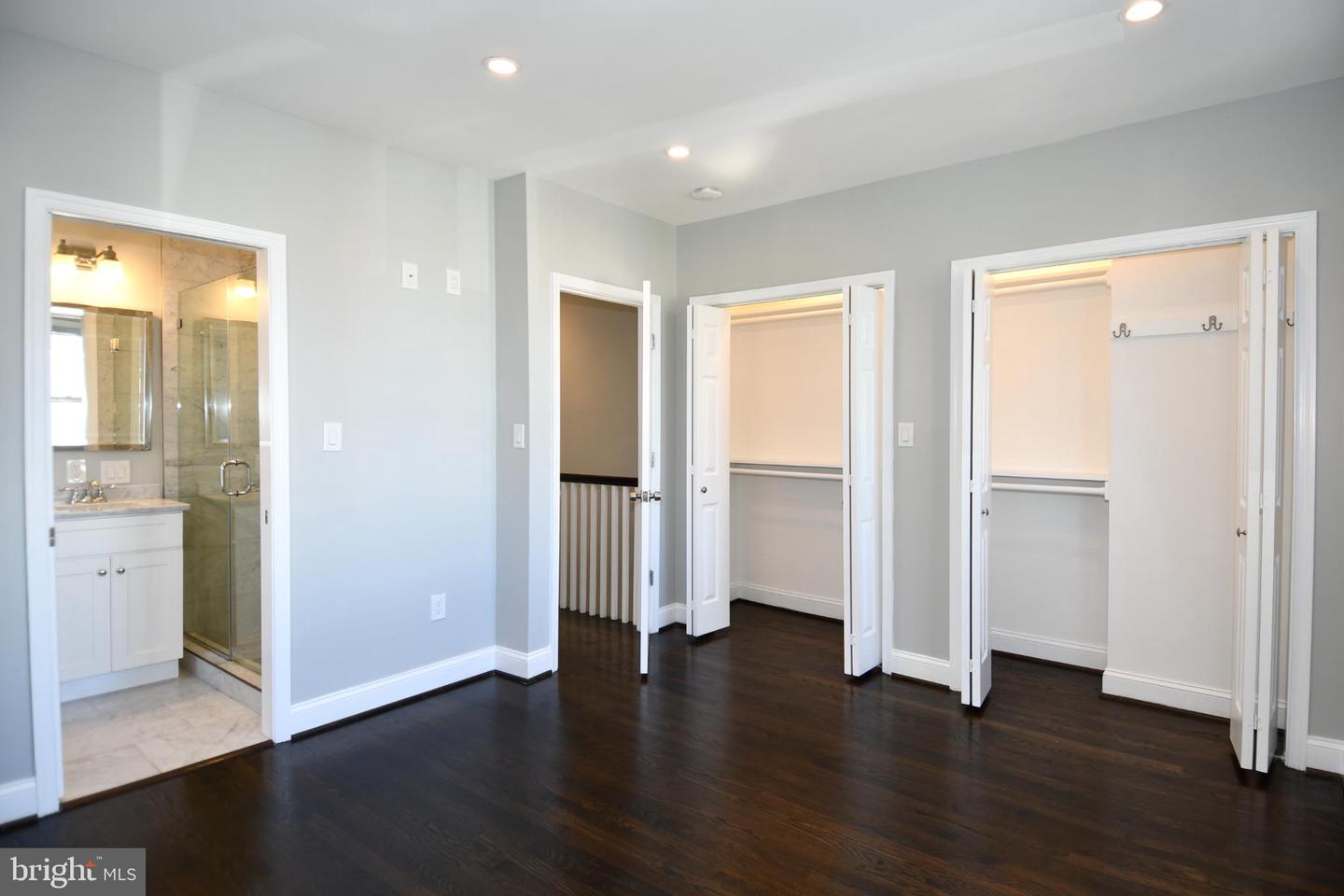 730 ROXBORO PL NW, WASHINGTON, District Of Columbia 20011, 3 Bedrooms Bedrooms, 6 Rooms Rooms,3 BathroomsBathrooms,Residential,For sale,730 ROXBORO PL NW,DCDC2230888 MLS # DCDC2230888