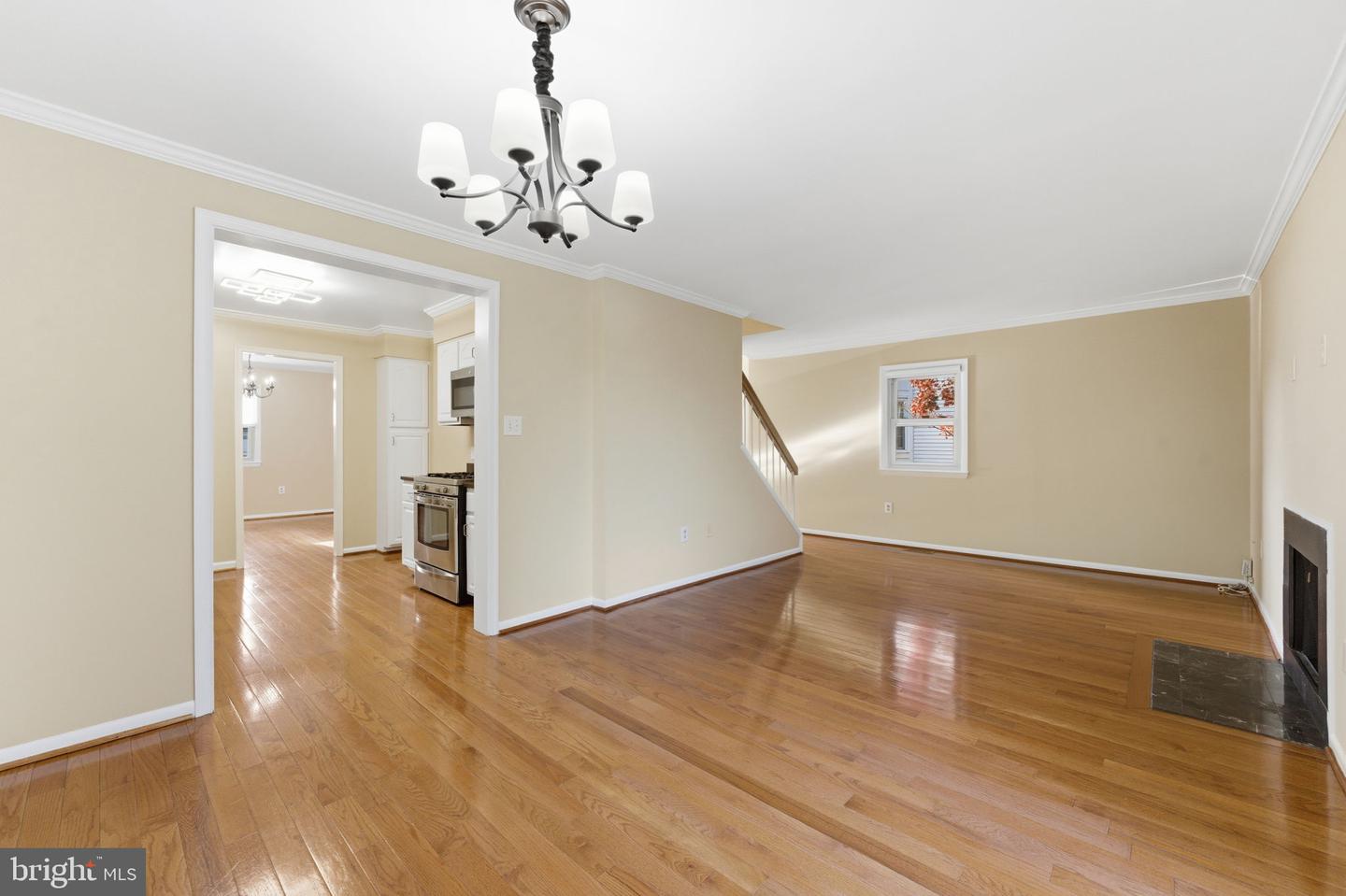 3033 WHITE BIRCH CT, FAIRFAX, Virginia 22031, 3 Bedrooms Bedrooms, ,3 BathroomsBathrooms,Residential,For sale,3033 WHITE BIRCH CT,VAFX2278320 MLS # VAFX2278320