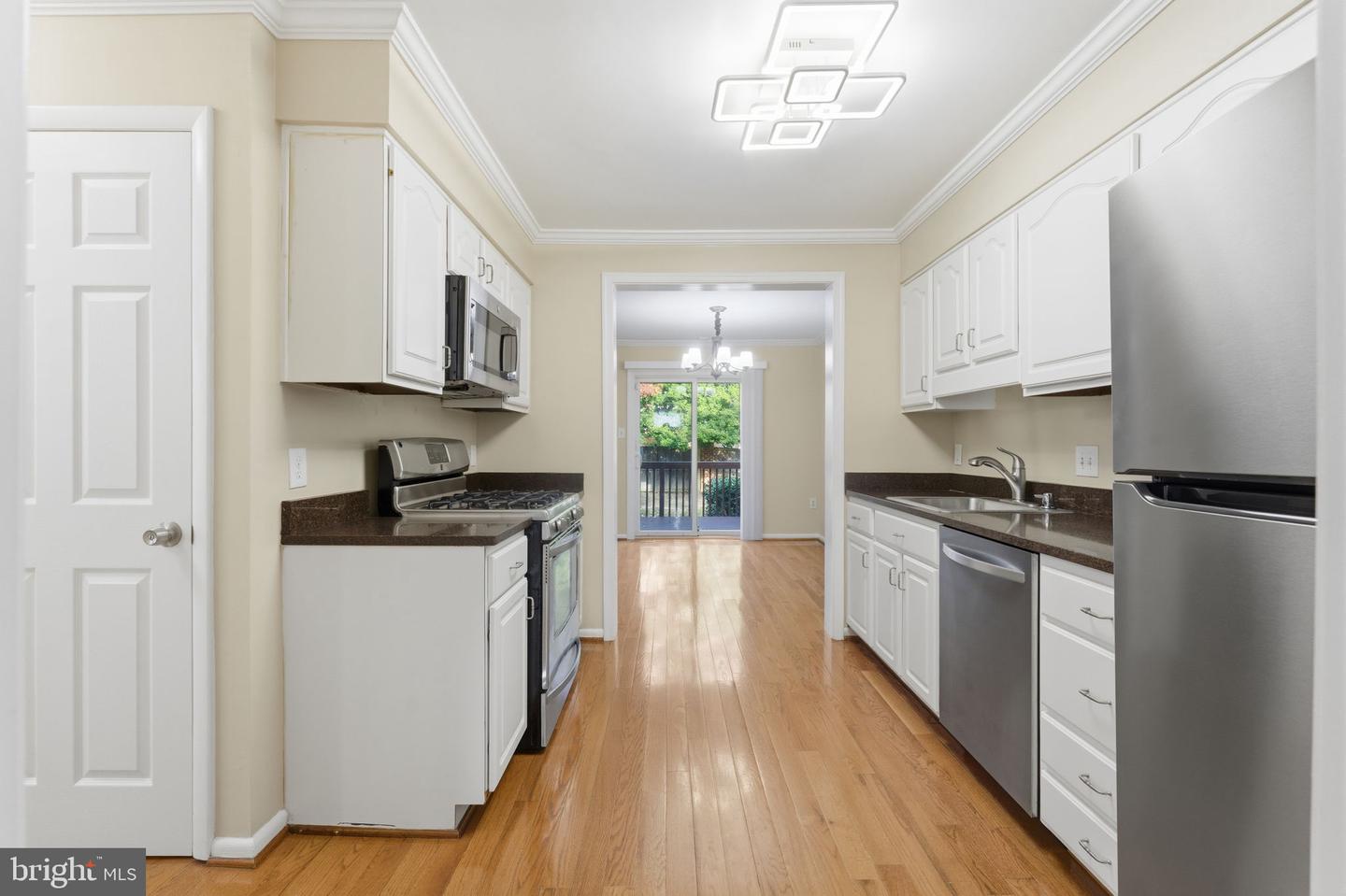 3033 WHITE BIRCH CT, FAIRFAX, Virginia 22031, 3 Bedrooms Bedrooms, ,3 BathroomsBathrooms,Residential,For sale,3033 WHITE BIRCH CT,VAFX2278320 MLS # VAFX2278320