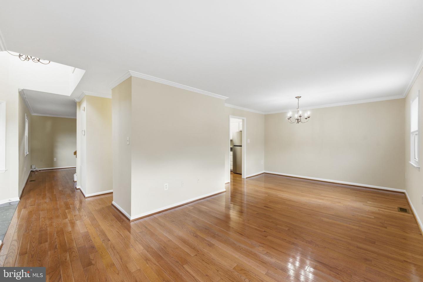 3033 WHITE BIRCH CT, FAIRFAX, Virginia 22031, 3 Bedrooms Bedrooms, ,3 BathroomsBathrooms,Residential,For sale,3033 WHITE BIRCH CT,VAFX2278320 MLS # VAFX2278320