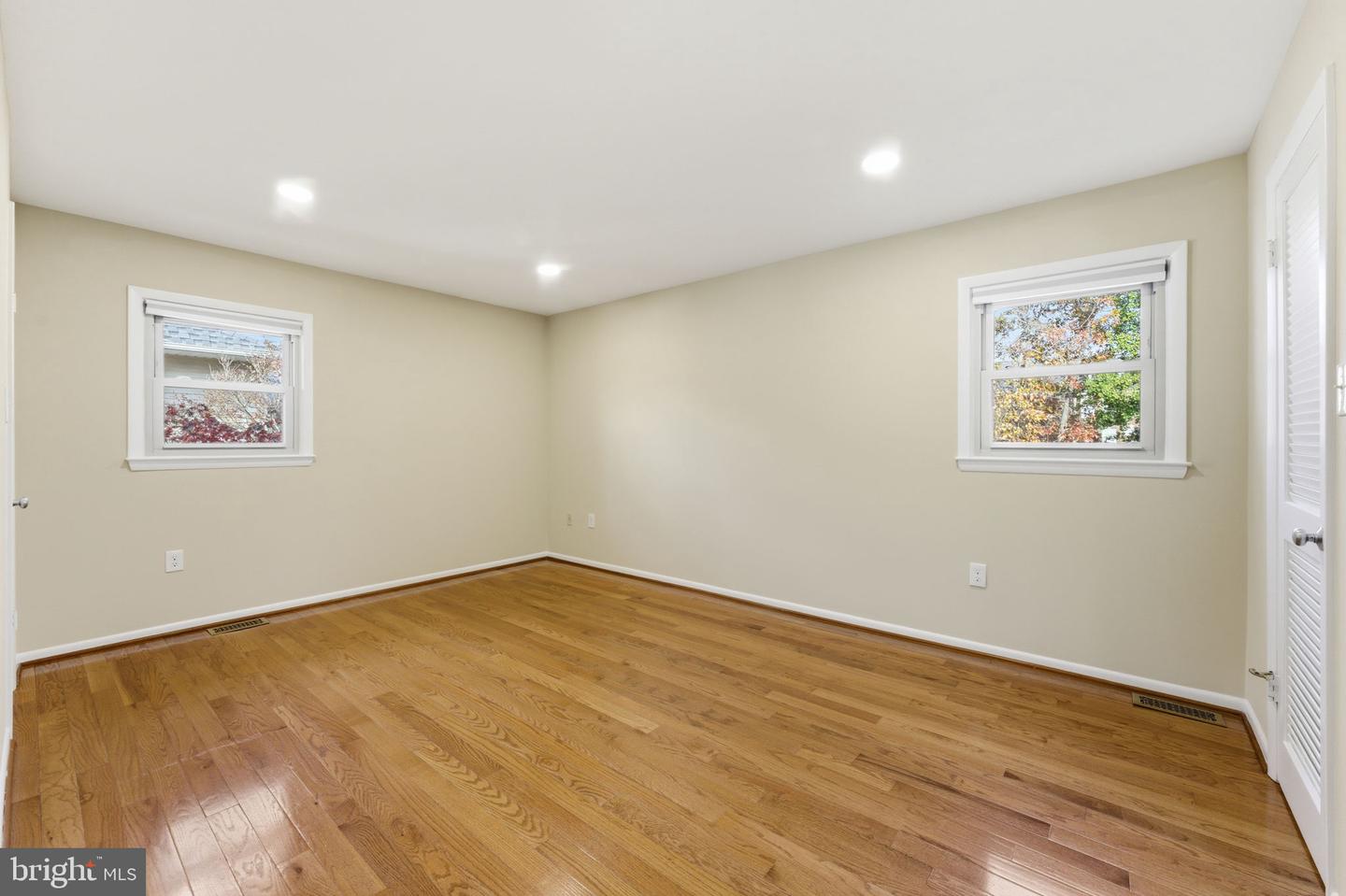 3033 WHITE BIRCH CT, FAIRFAX, Virginia 22031, 3 Bedrooms Bedrooms, ,3 BathroomsBathrooms,Residential,For sale,3033 WHITE BIRCH CT,VAFX2278320 MLS # VAFX2278320