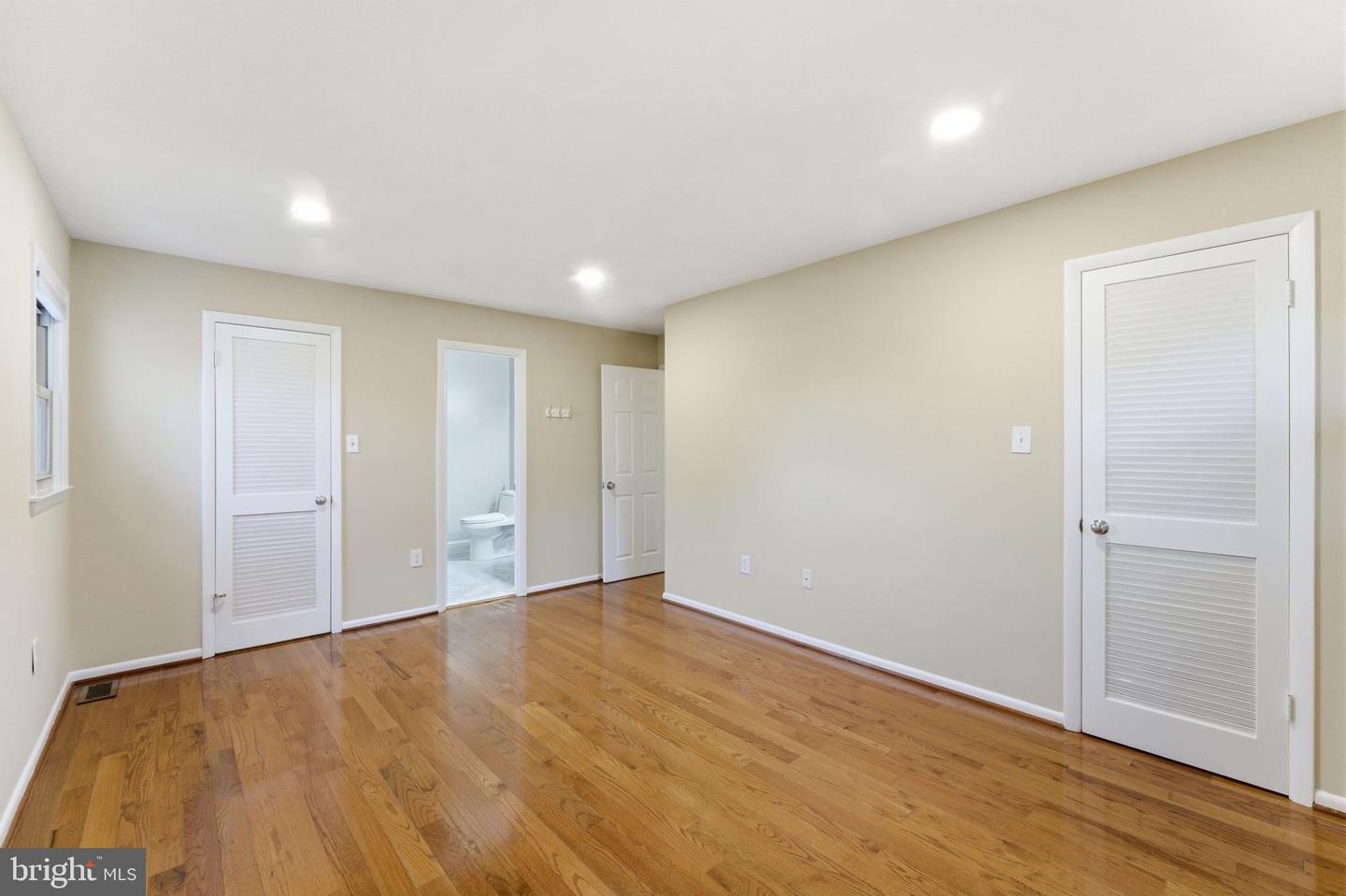 3033 WHITE BIRCH CT, FAIRFAX, Virginia 22031, 3 Bedrooms Bedrooms, ,3 BathroomsBathrooms,Residential,For sale,3033 WHITE BIRCH CT,VAFX2278320 MLS # VAFX2278320