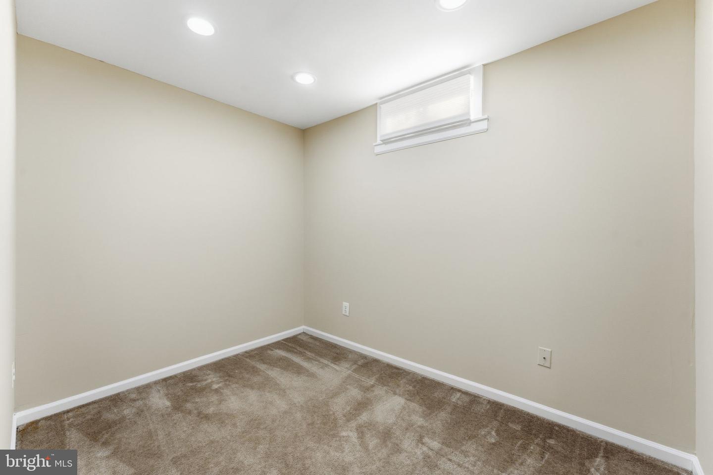 3033 WHITE BIRCH CT, FAIRFAX, Virginia 22031, 3 Bedrooms Bedrooms, ,3 BathroomsBathrooms,Residential,For sale,3033 WHITE BIRCH CT,VAFX2278320 MLS # VAFX2278320