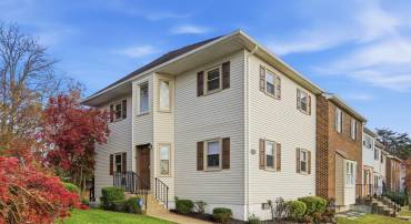 3033 WHITE BIRCH CT, FAIRFAX, Virginia 22031, 3 Bedrooms Bedrooms, ,3 BathroomsBathrooms,Residential,For sale,3033 WHITE BIRCH CT,VAFX2278320 MLS # VAFX2278320