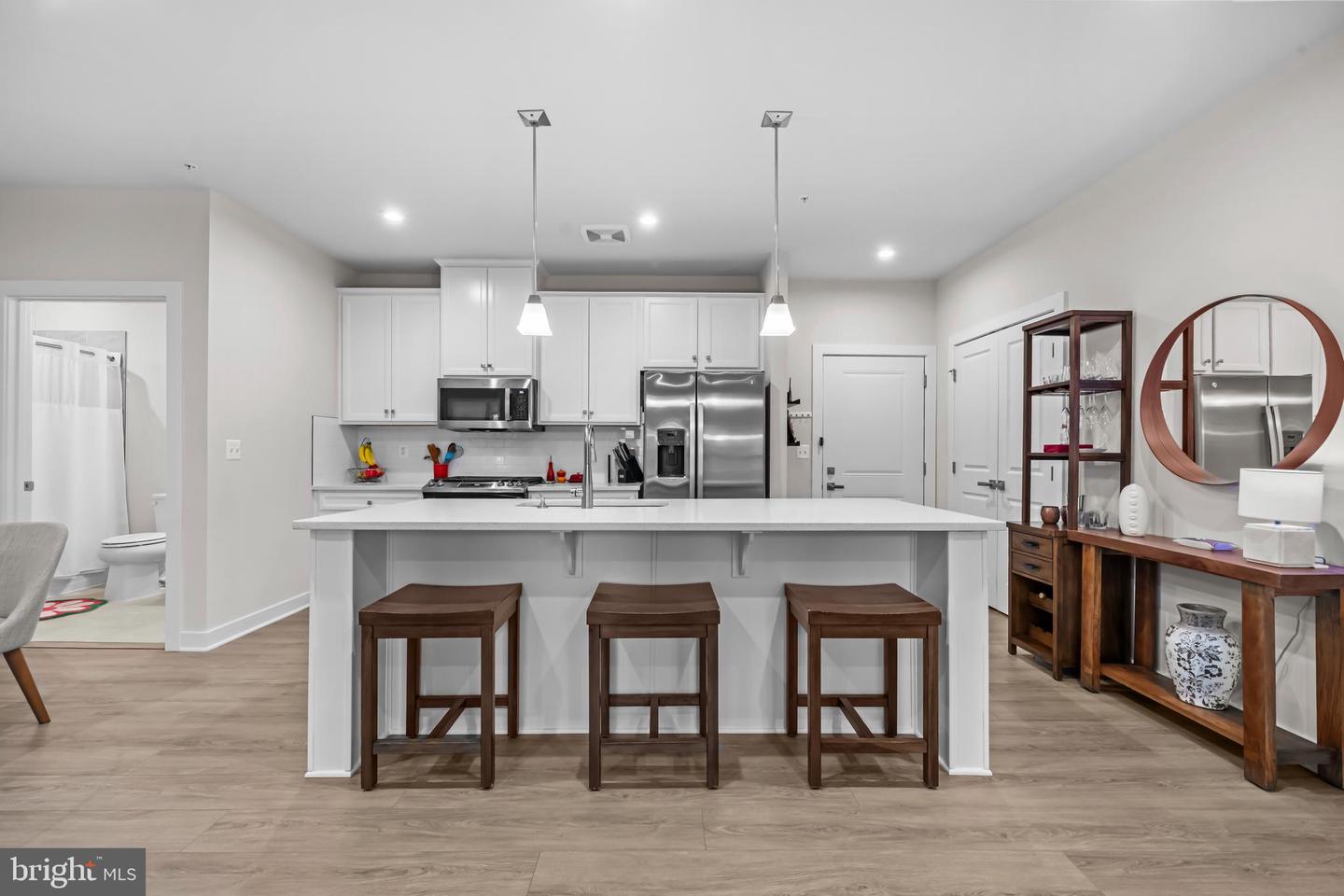 21460 MOUNT STERLING TER #102, STERLING, Virginia 20164, 2 Bedrooms Bedrooms, ,2 BathroomsBathrooms,Residential,For sale,21460 MOUNT STERLING TER #102,VALO2110782 MLS # VALO2110782