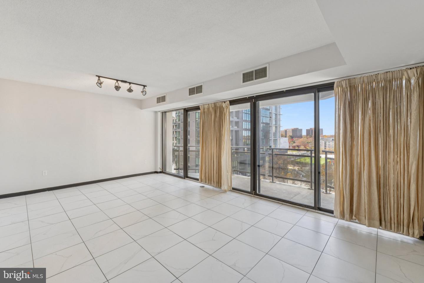 1530 KEY BLVD #929, ARLINGTON, Virginia 22209, 1 Bedroom Bedrooms, ,1 BathroomBathrooms,Residential,For sale,1530 KEY BLVD #929,VAAR2065860 MLS # VAAR2065860