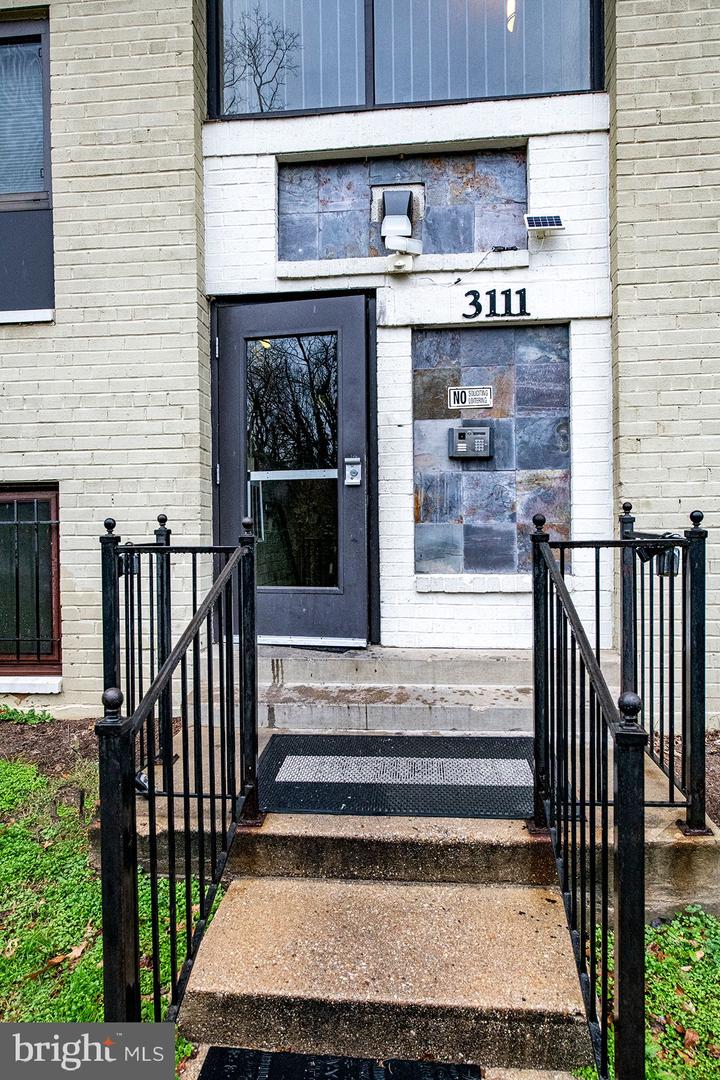 3111 NAYLOR RD SE #104, WASHINGTON, District Of Columbia 20020, 1 Bedroom Bedrooms, ,1 BathroomBathrooms,Residential,For sale,3111 NAYLOR RD SE #104,DCDC2230958 MLS # DCDC2230958