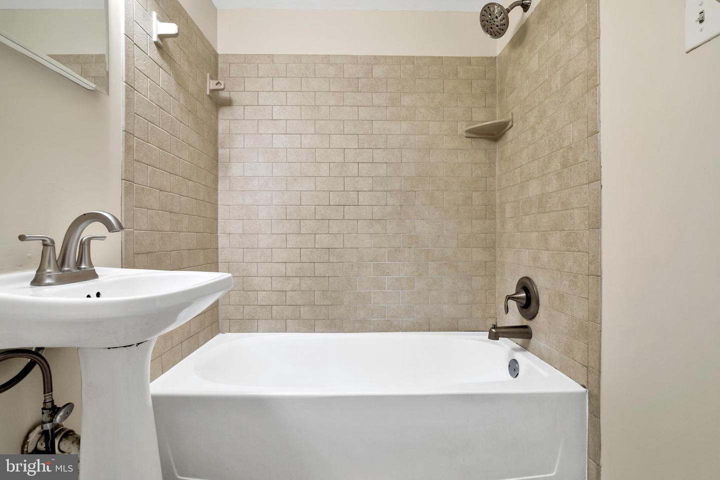 3111 NAYLOR RD SE #104, WASHINGTON, District Of Columbia 20020, 1 Bedroom Bedrooms, ,1 BathroomBathrooms,Residential,For sale,3111 NAYLOR RD SE #104,DCDC2230958 MLS # DCDC2230958