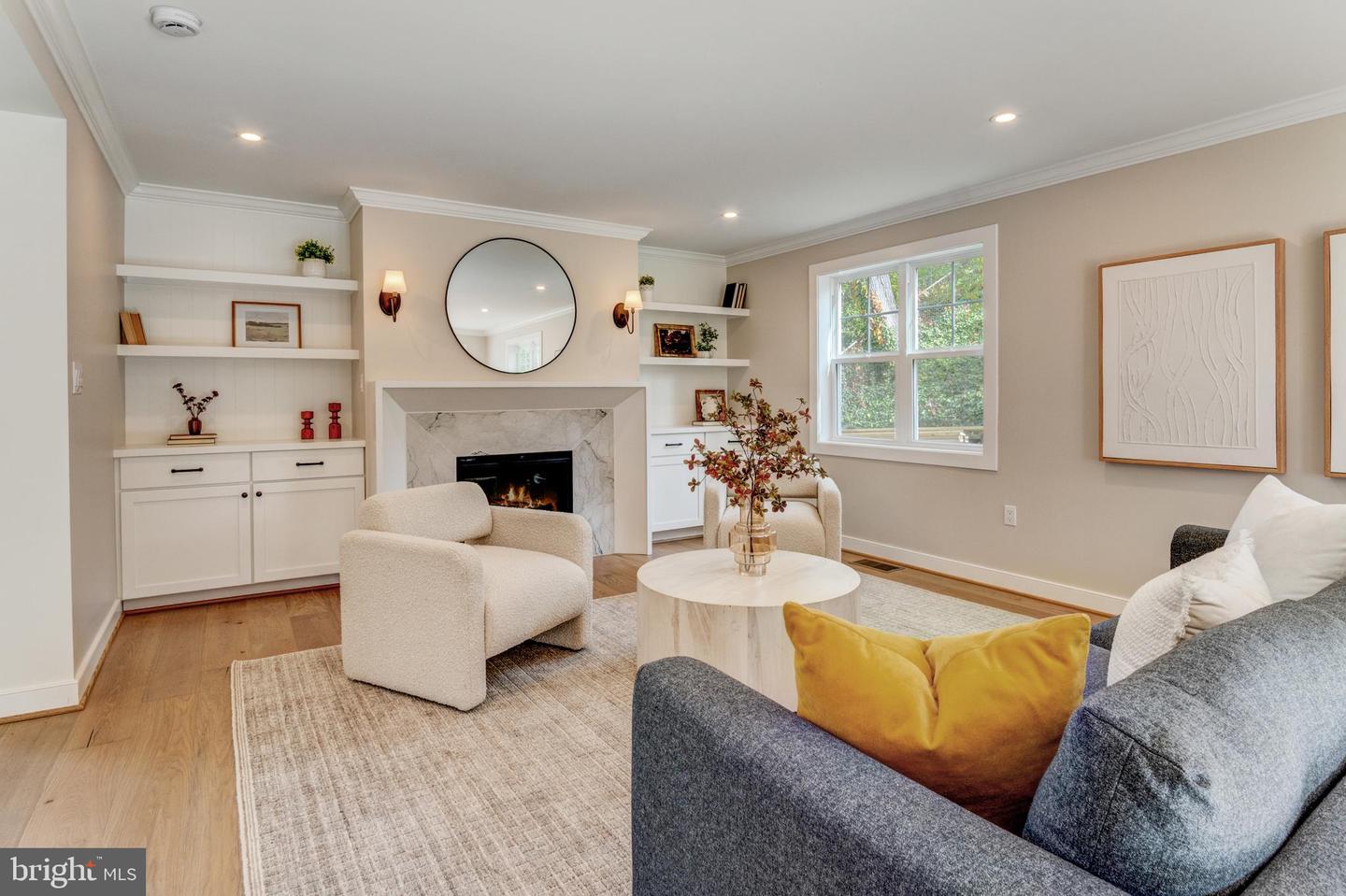 945 N LEBANON ST, ARLINGTON, Virginia 22205, 5 Bedrooms Bedrooms, ,4 BathroomsBathrooms,Residential,For sale,945 N LEBANON ST,VAAR2065864 MLS # VAAR2065864