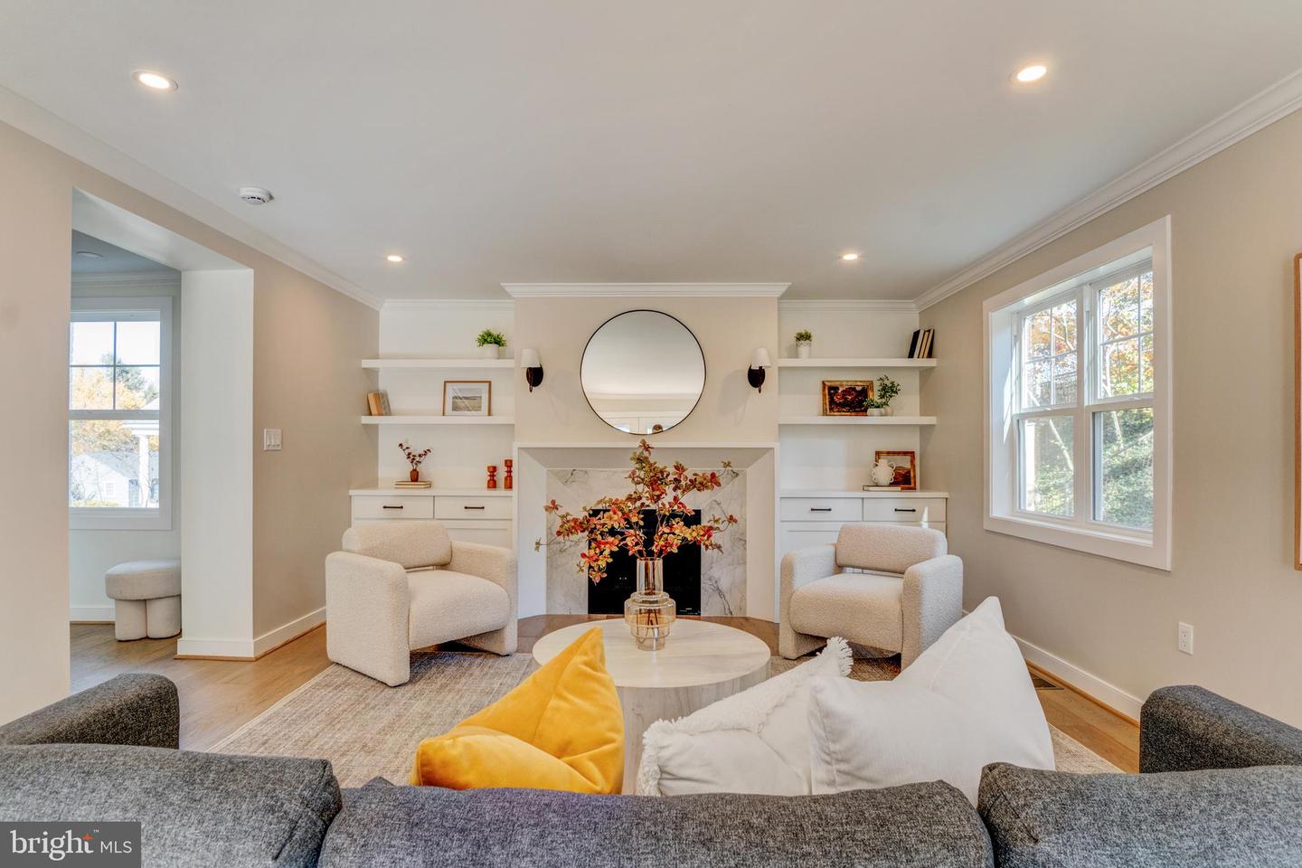 945 N LEBANON ST, ARLINGTON, Virginia 22205, 5 Bedrooms Bedrooms, ,4 BathroomsBathrooms,Residential,For sale,945 N LEBANON ST,VAAR2065864 MLS # VAAR2065864