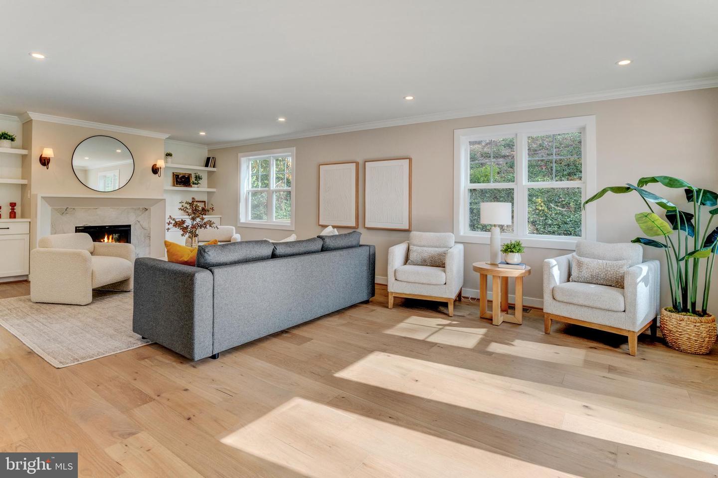 945 N LEBANON ST, ARLINGTON, Virginia 22205, 5 Bedrooms Bedrooms, ,4 BathroomsBathrooms,Residential,For sale,945 N LEBANON ST,VAAR2065864 MLS # VAAR2065864