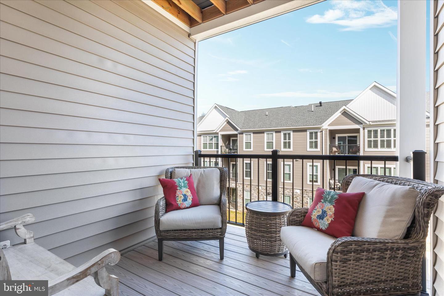 19 ARTEMISIA WAY #301, STAFFORD, Virginia 22554, 3 Bedrooms Bedrooms, ,2 BathroomsBathrooms,Residential,For sale,19 ARTEMISIA WAY #301,VAST2044118 MLS # VAST2044118