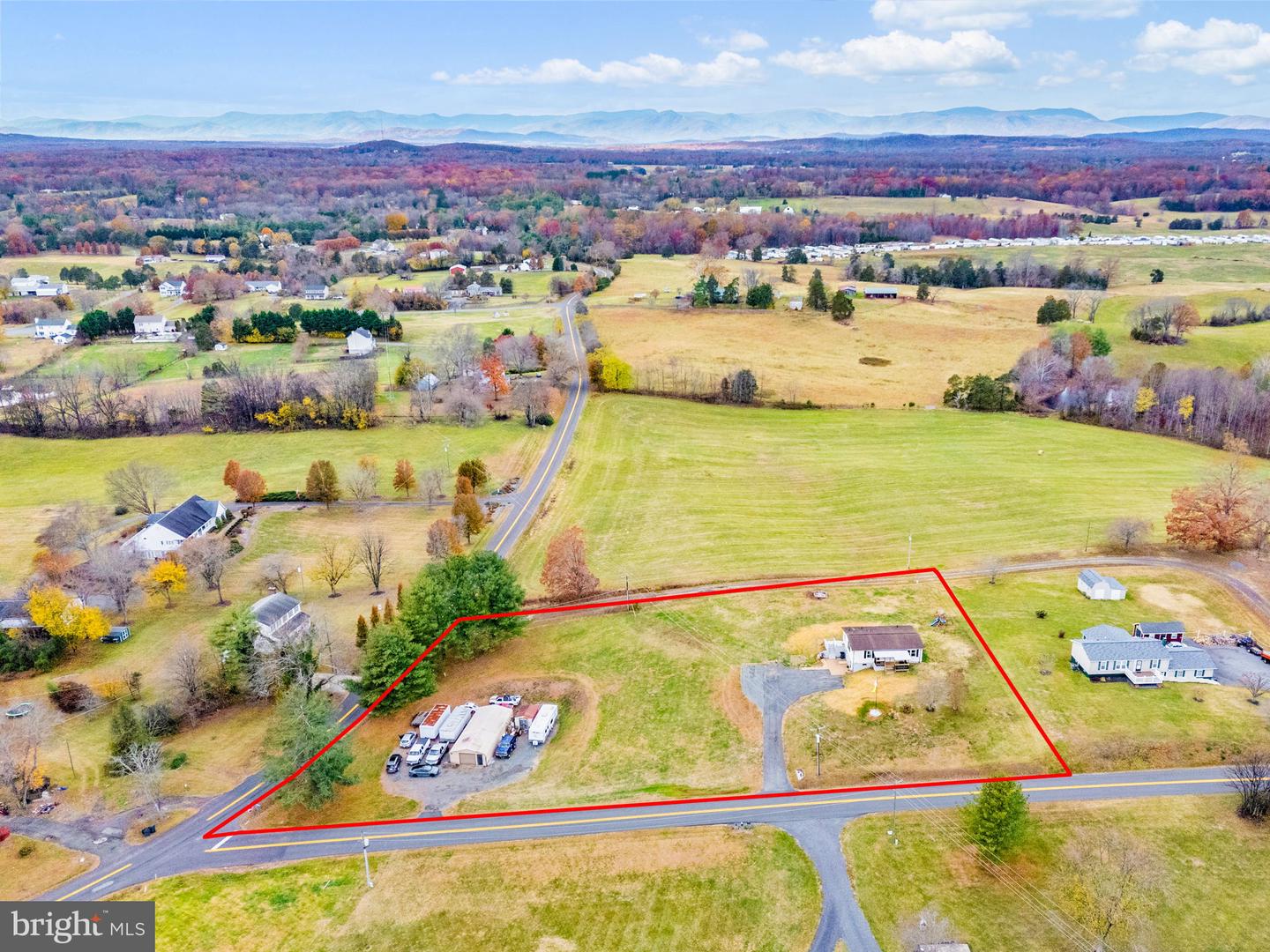 13376 DUTCH HOLLOW RD, CULPEPER, Virginia 22701, 3 Bedrooms Bedrooms, ,2 BathroomsBathrooms,Residential,For sale,13376 DUTCH HOLLOW RD,VACU2012034 MLS # VACU2012034