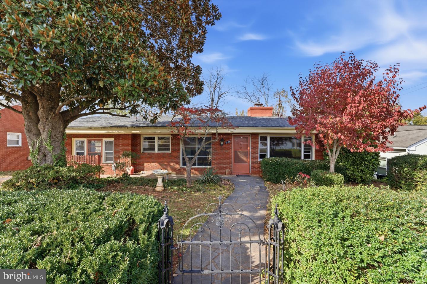 934 N EAST STREET EXT, CULPEPER, Virginia 22701, 4 Bedrooms Bedrooms, ,2 BathroomsBathrooms,Residential,For sale,934 N EAST STREET EXT,VACU2012036 MLS # VACU2012036