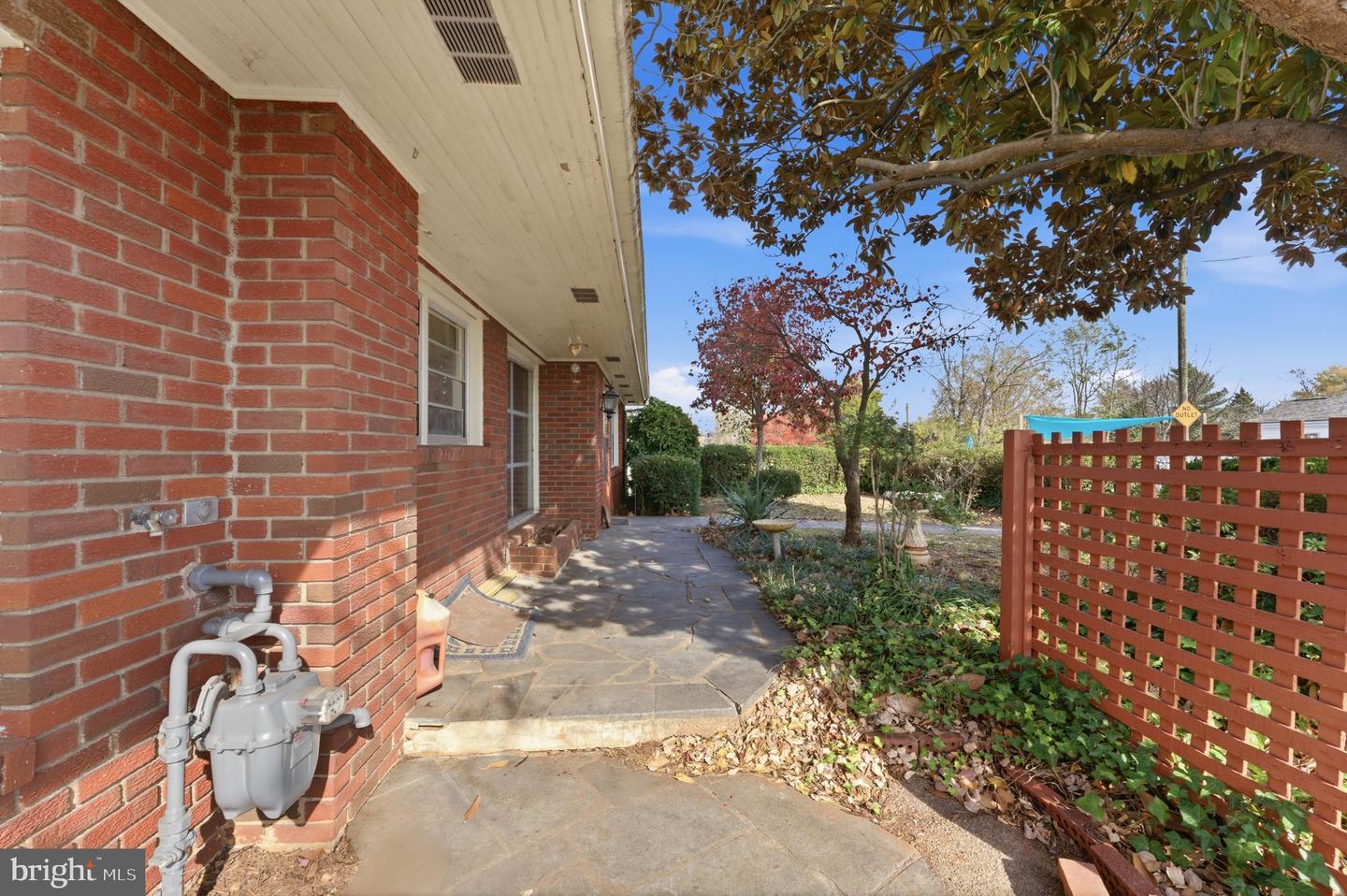 934 N EAST STREET EXT, CULPEPER, Virginia 22701, 4 Bedrooms Bedrooms, ,2 BathroomsBathrooms,Residential,For sale,934 N EAST STREET EXT,VACU2012036 MLS # VACU2012036