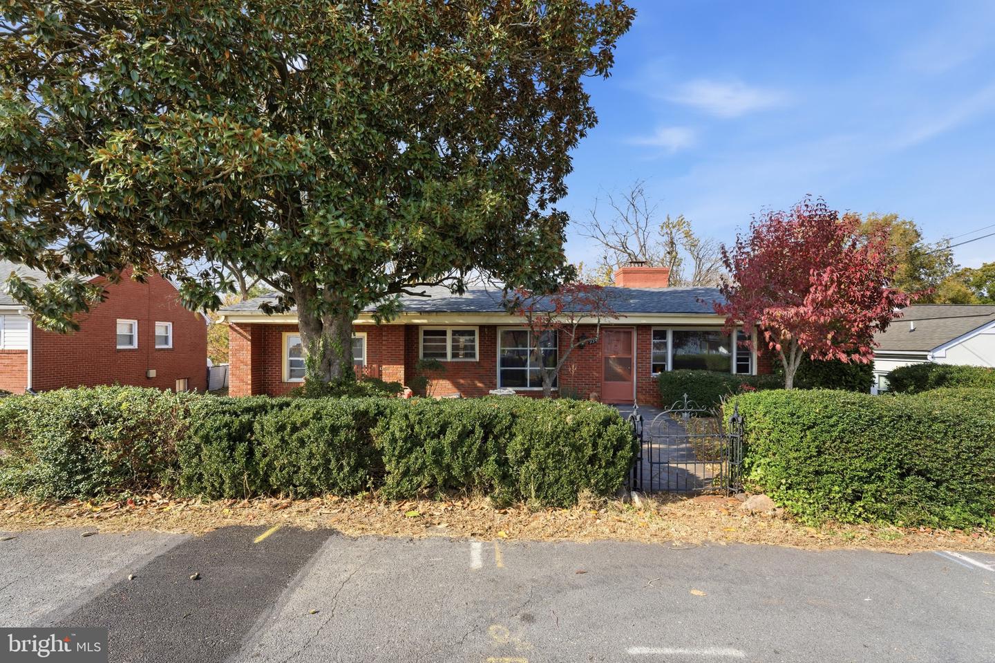 934 N EAST STREET EXT, CULPEPER, Virginia 22701, 4 Bedrooms Bedrooms, ,2 BathroomsBathrooms,Residential,For sale,934 N EAST STREET EXT,VACU2012036 MLS # VACU2012036