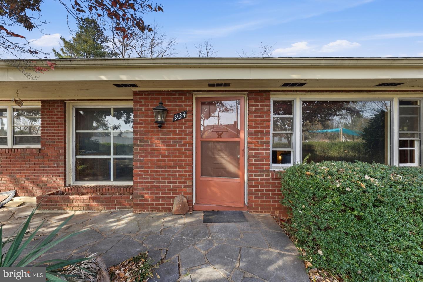 934 N EAST STREET EXT, CULPEPER, Virginia 22701, 4 Bedrooms Bedrooms, ,2 BathroomsBathrooms,Residential,For sale,934 N EAST STREET EXT,VACU2012036 MLS # VACU2012036