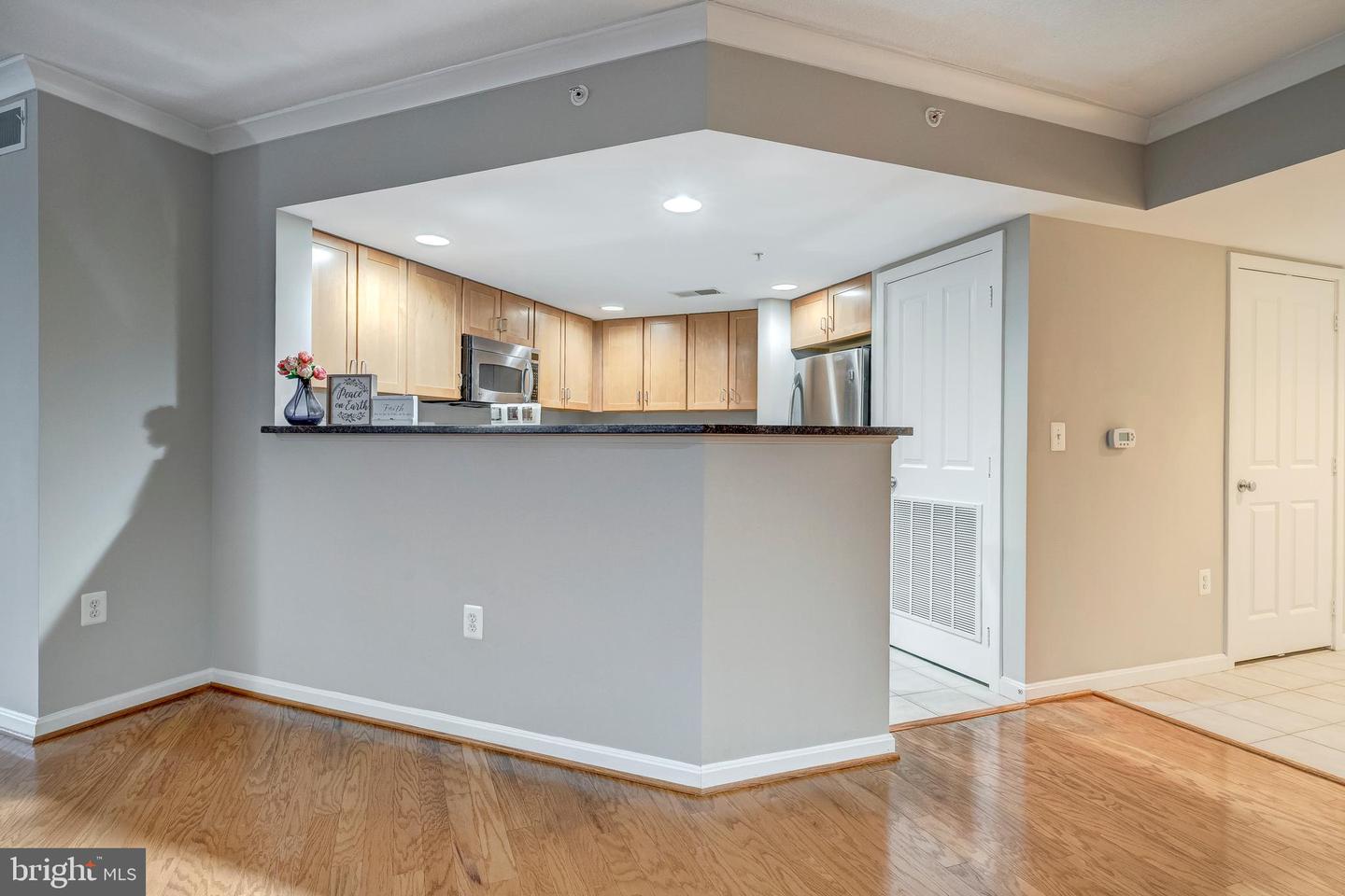 2220 FAIRFAX DR #608, ARLINGTON, Virginia 22201, 3 Bedrooms Bedrooms, ,2 BathroomsBathrooms,Residential,For sale,2220 FAIRFAX DR #608,VAAR2065890 MLS # VAAR2065890