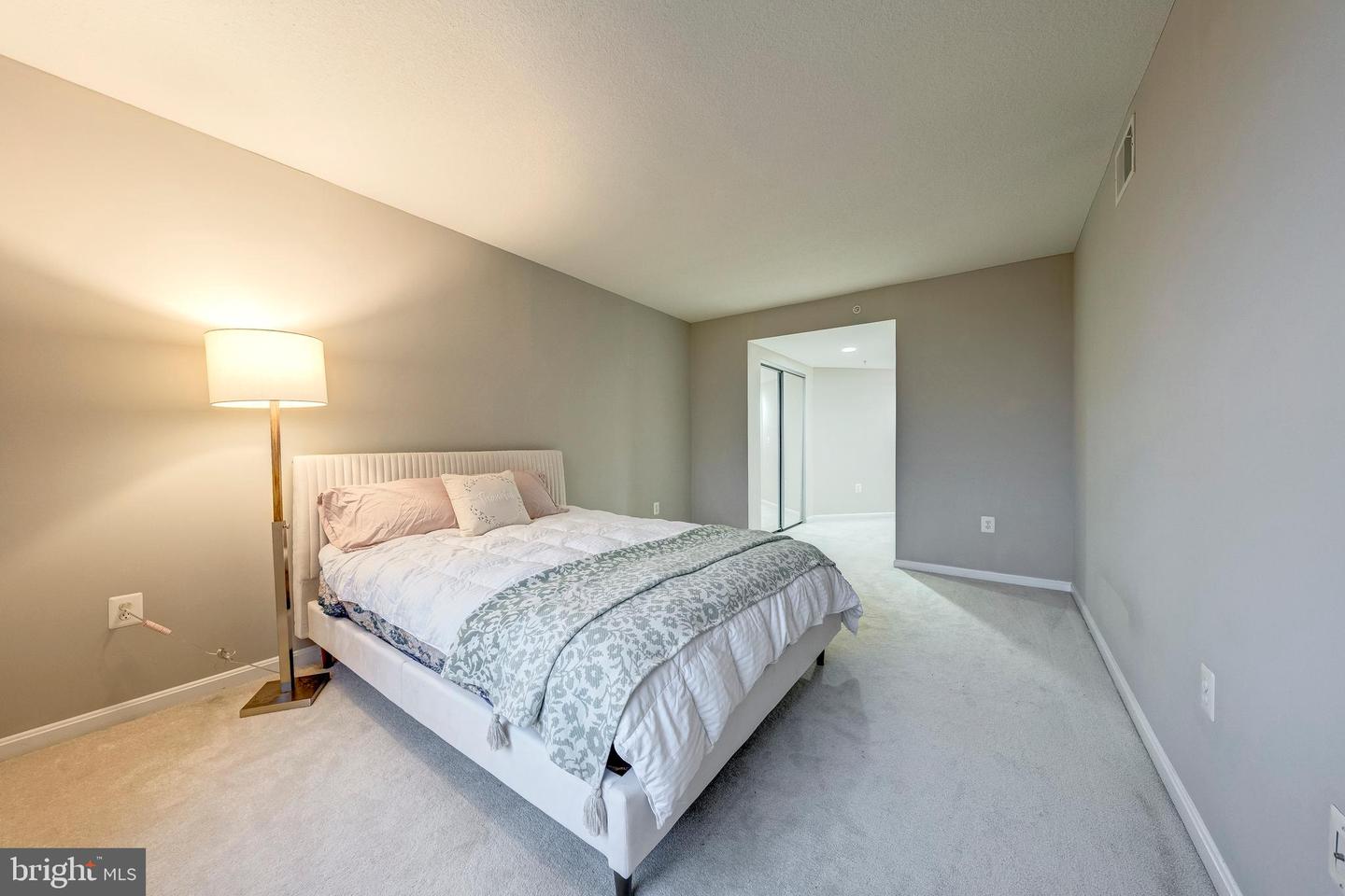 2220 FAIRFAX DR #608, ARLINGTON, Virginia 22201, 3 Bedrooms Bedrooms, ,2 BathroomsBathrooms,Residential,For sale,2220 FAIRFAX DR #608,VAAR2065890 MLS # VAAR2065890