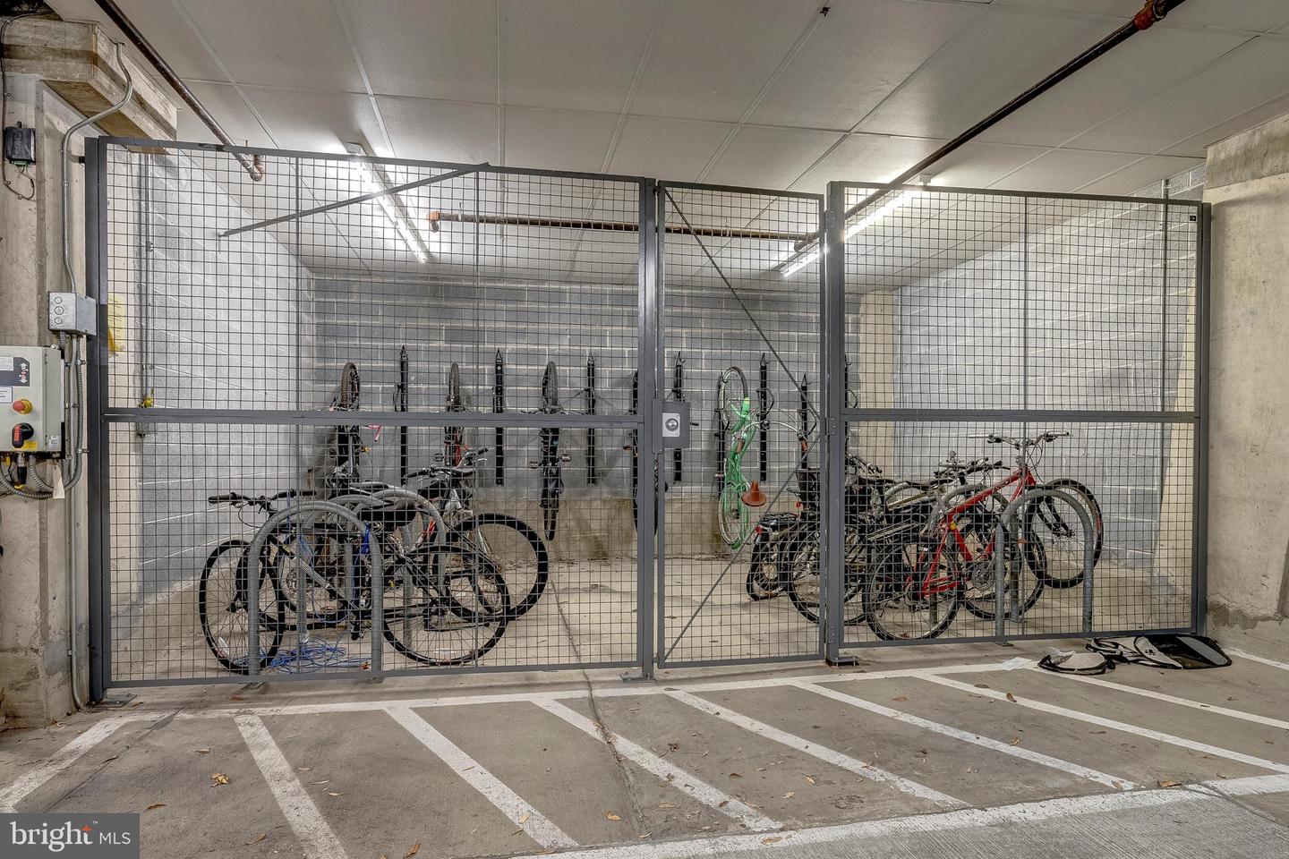 2220 FAIRFAX DR #608, ARLINGTON, Virginia 22201, 3 Bedrooms Bedrooms, ,2 BathroomsBathrooms,Residential,For sale,2220 FAIRFAX DR #608,VAAR2065890 MLS # VAAR2065890